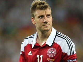 bendtner danija otstranen