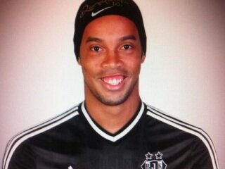 RONALDINHO BES